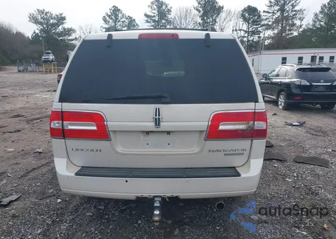 2011 Lincoln Navigator from USA, damaged, VIN 5LMJJ2H50BEJ01101